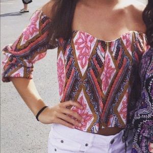 Long sleeve crop top